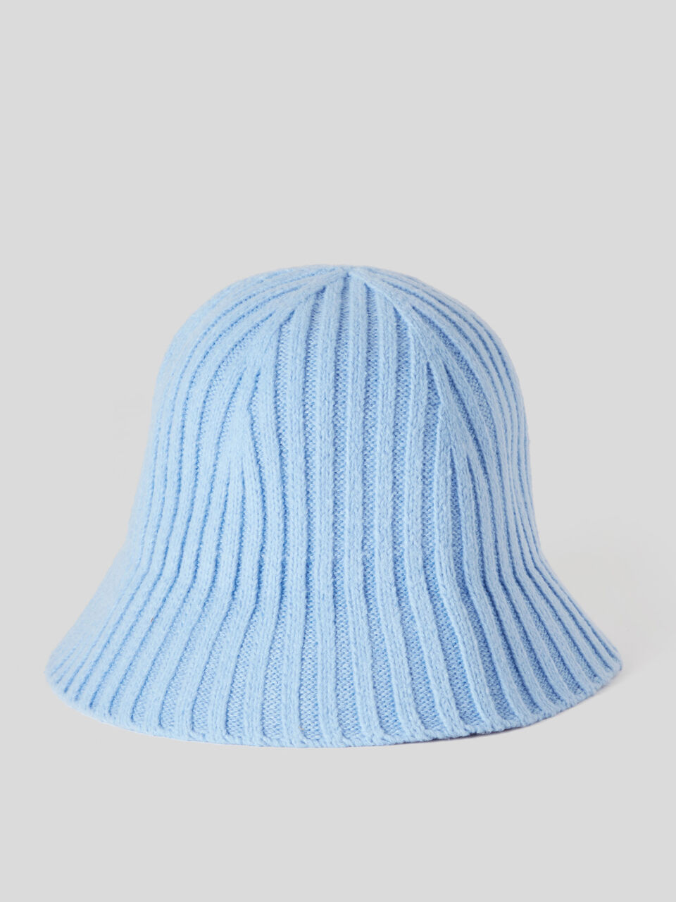 Bell hat image number 1