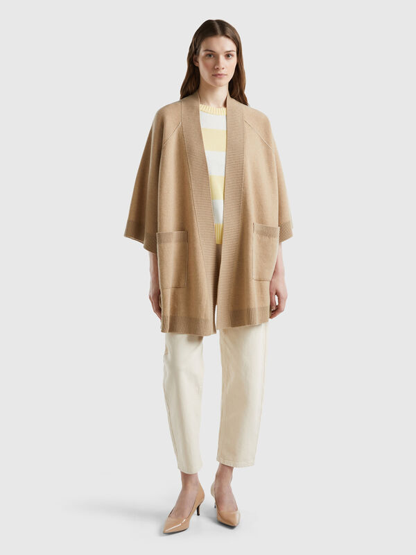 Open knit cape Women