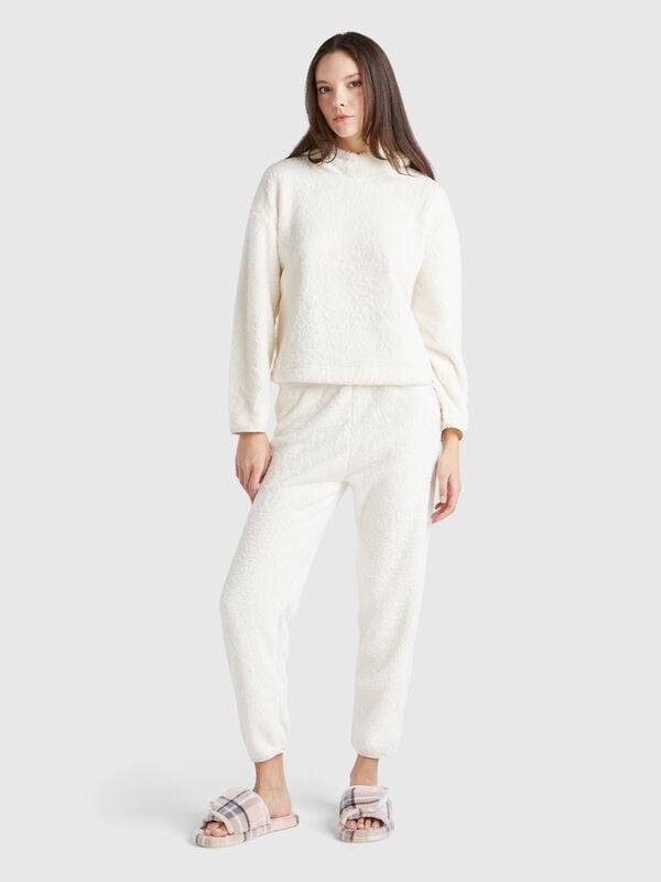 Faux fur joggers Women