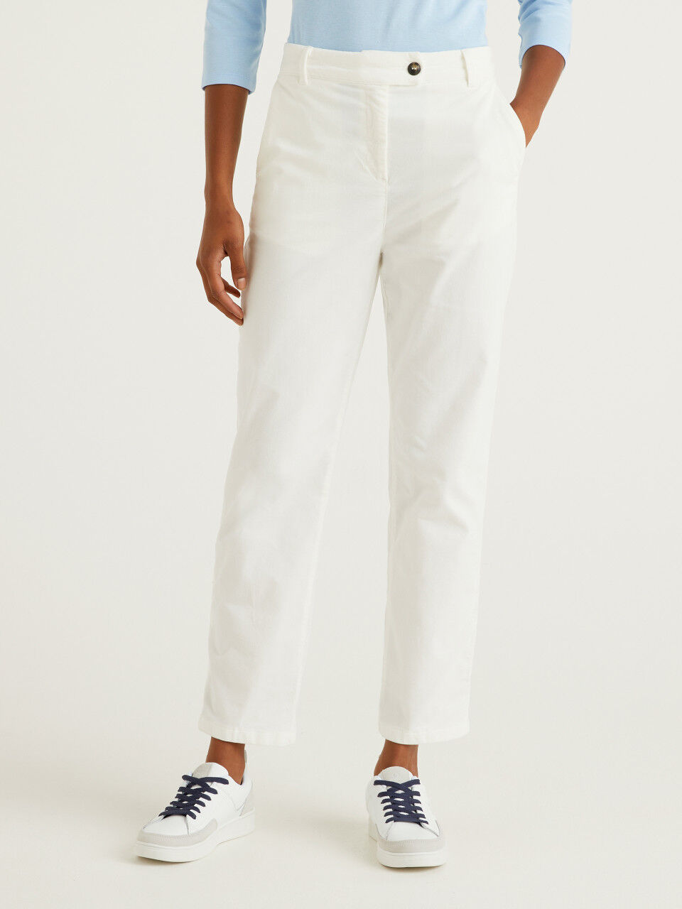 Women's Chino Trousers New Collection 2023 | Benetton