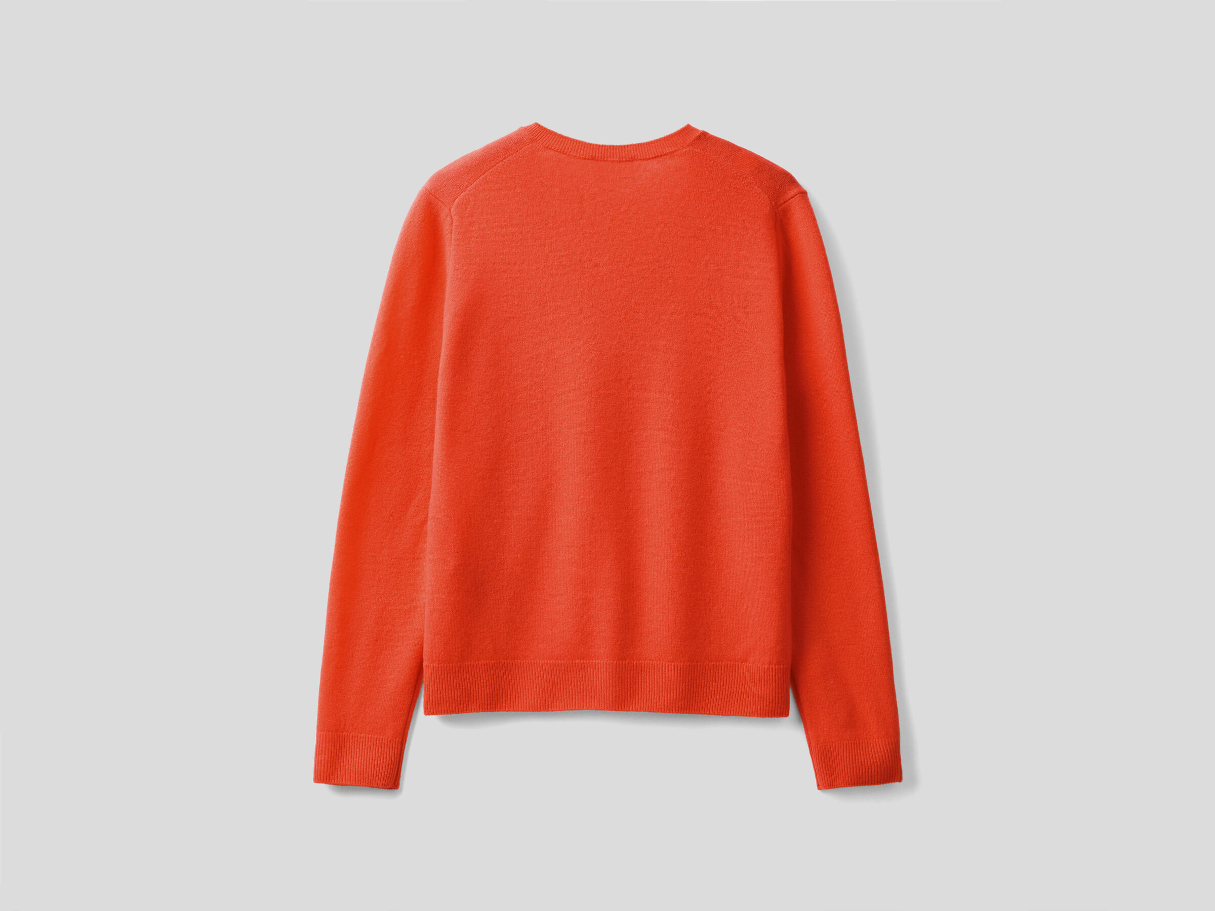 V-neck sweater in pure virgin wool image number 5