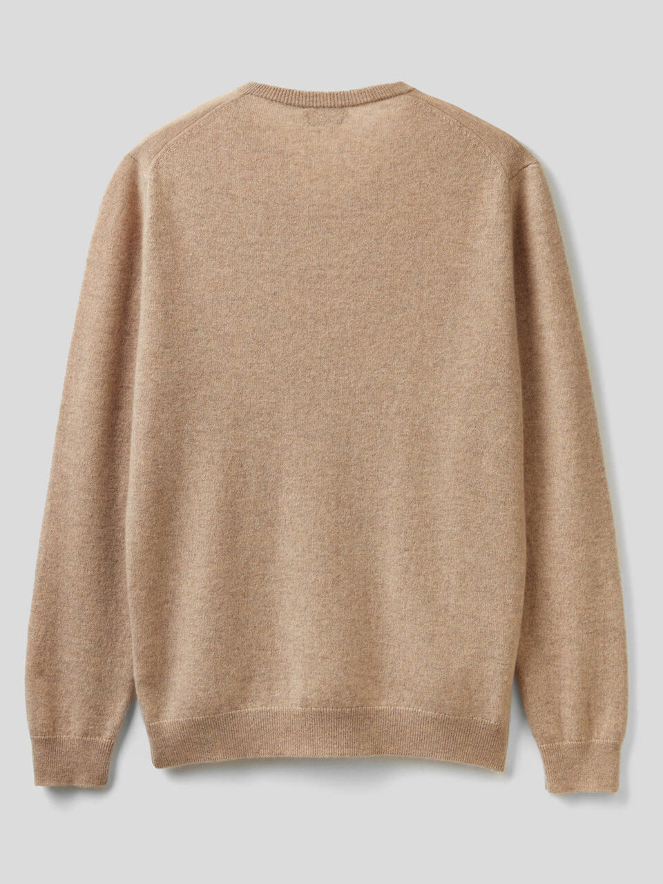 V-neck sweater in pure cashmere image number 2