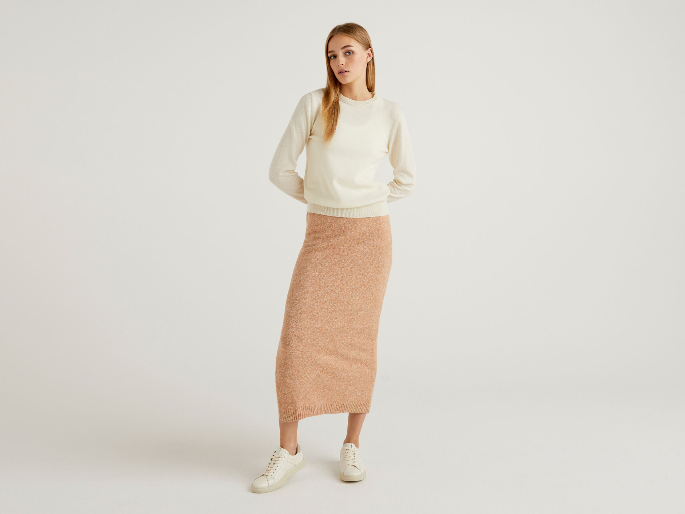 Knit midi skirt image number 3