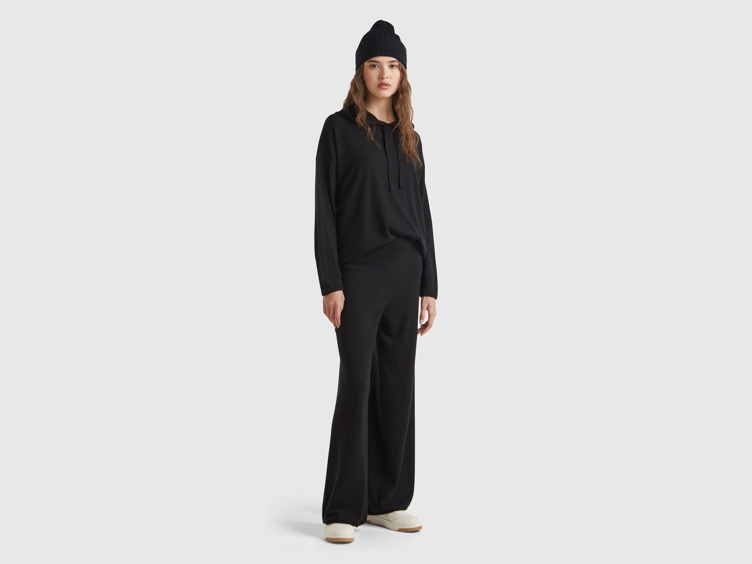 SWEATER W/HOOD Women image number 2