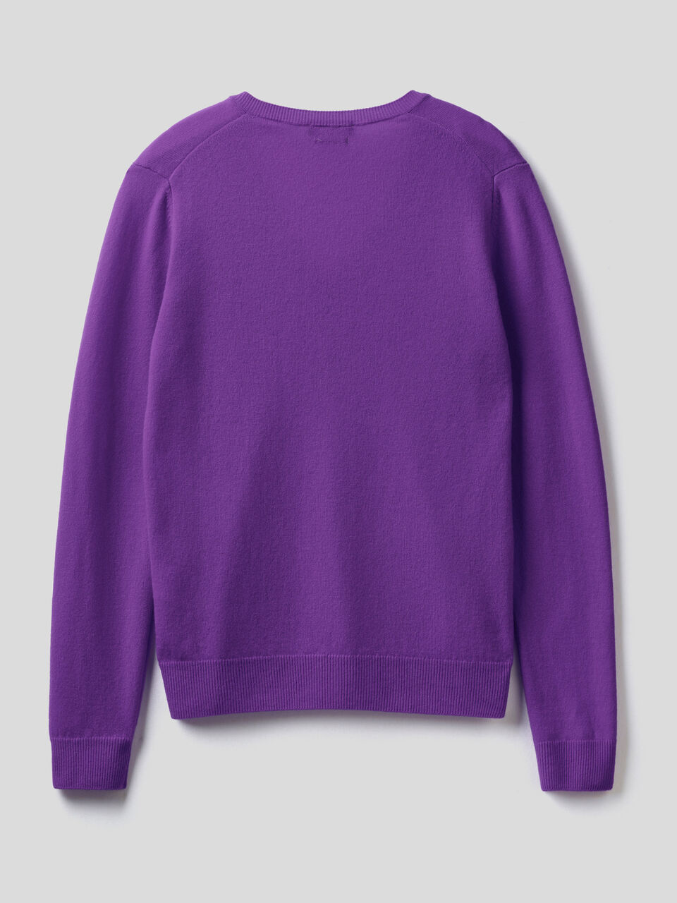 V-neck sweater in pure virgin wool image number 2