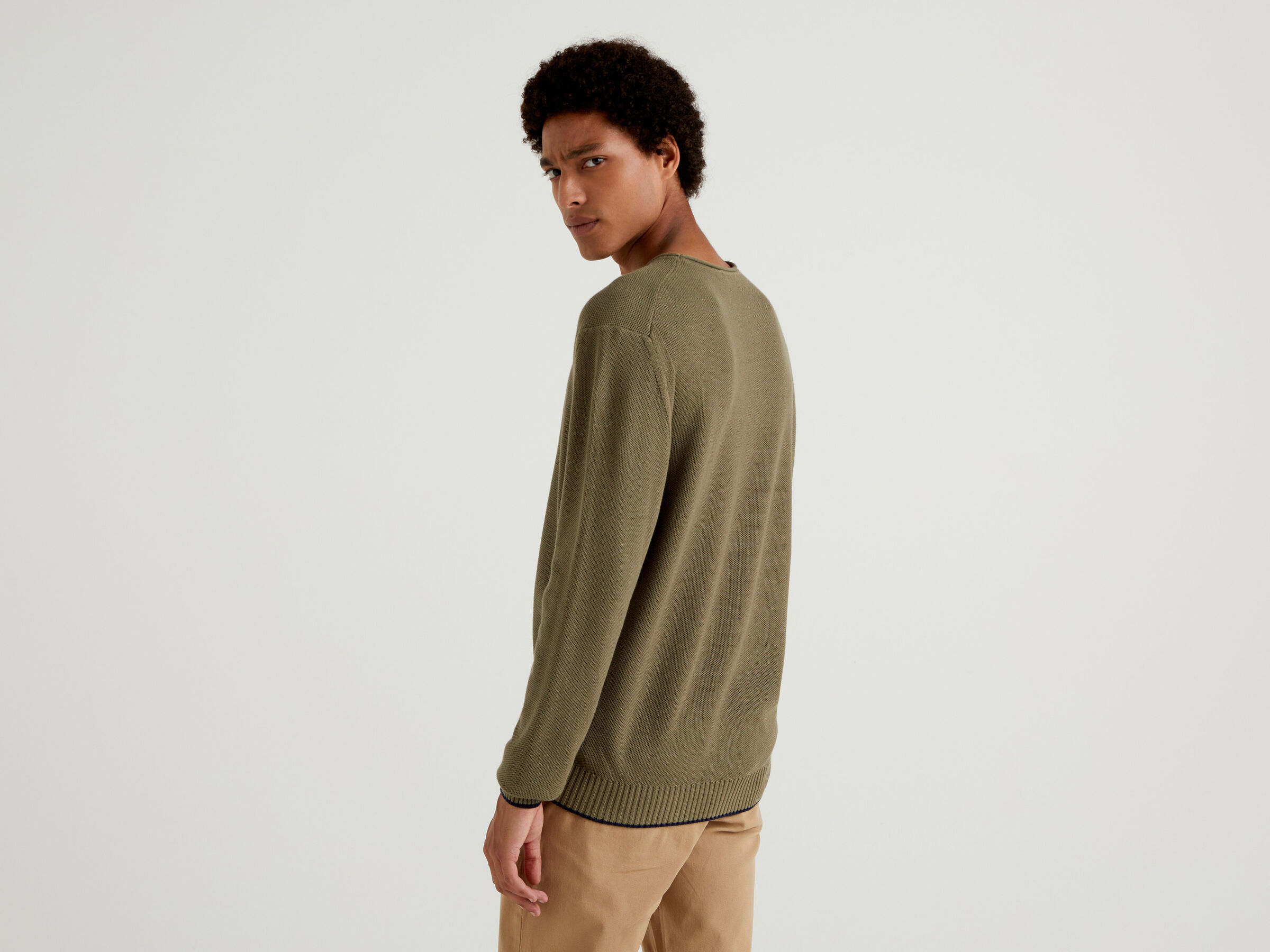 Crew neck sweater in cotton blend image number 2