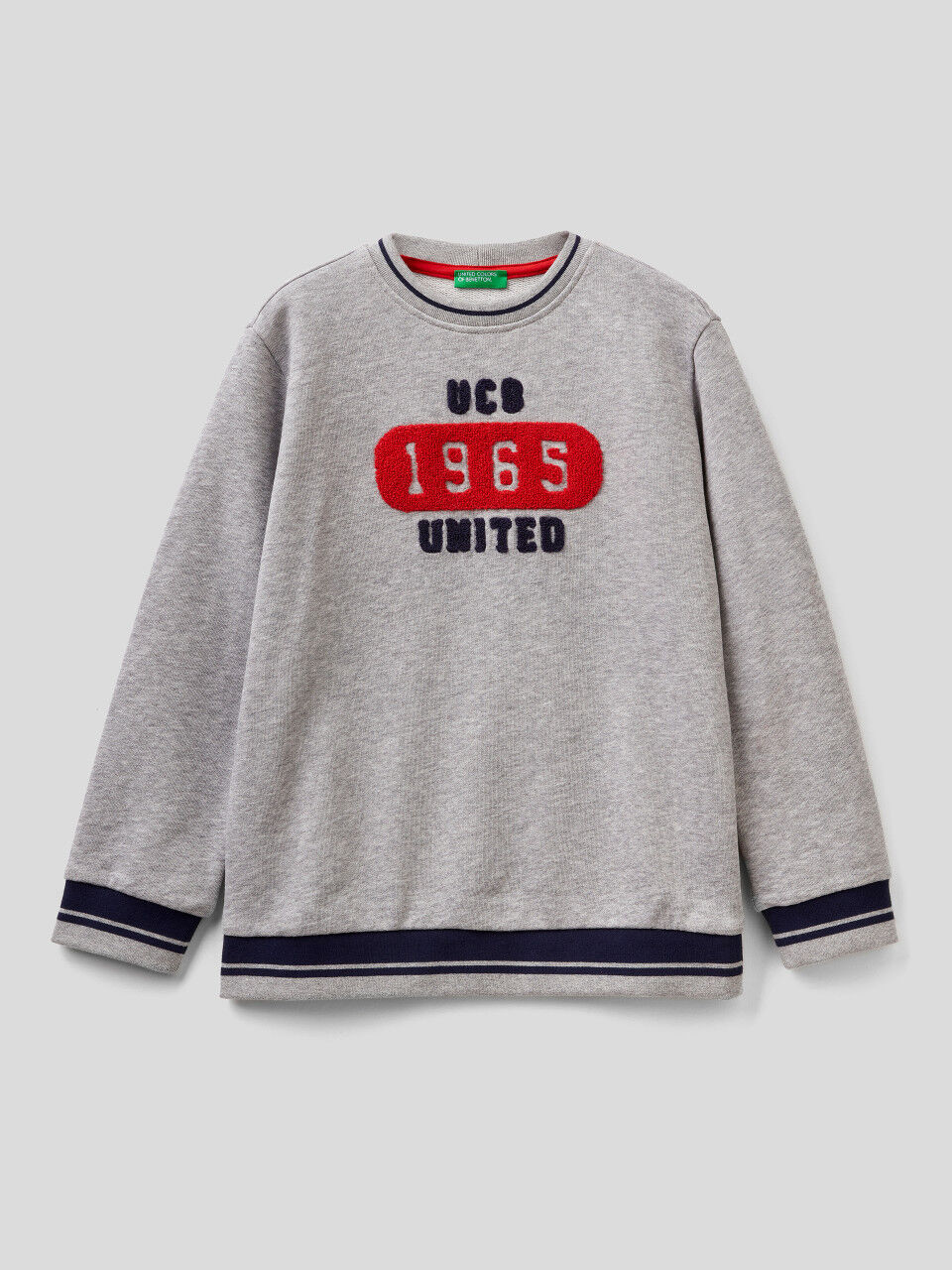 100% cotton sweatshirt with embroidery