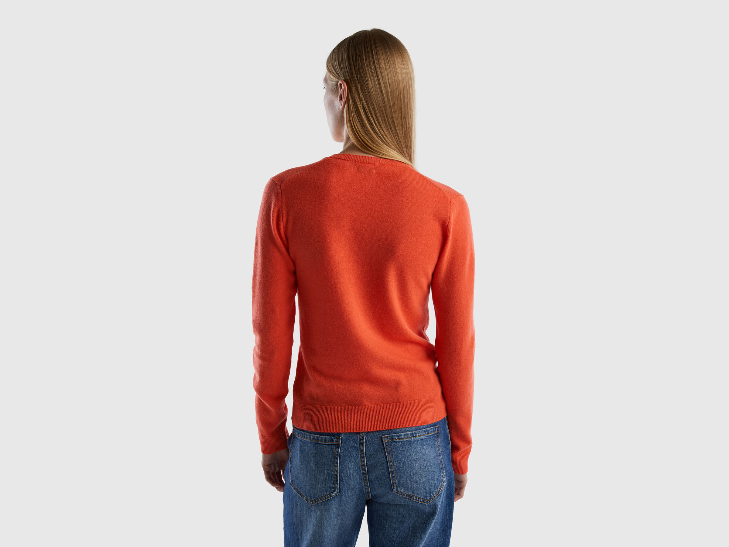 V-neck sweater in pure virgin wool image number 2