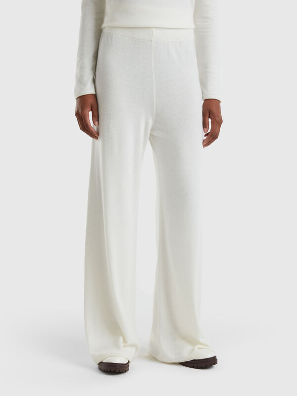 Cream white wide trousers in cashmere and wool blend Cream white wide trousers in cashmere and wool blend Women