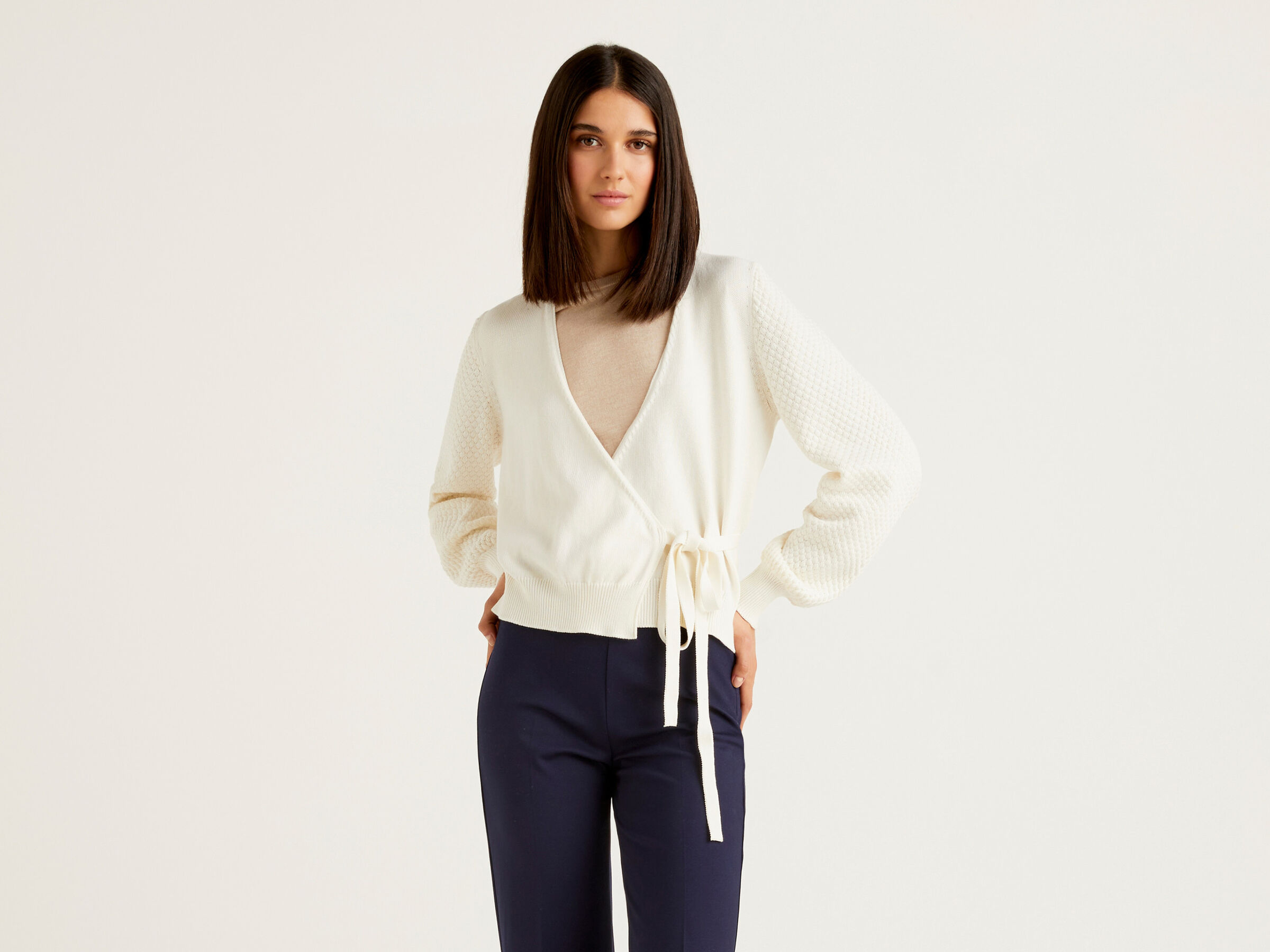 Crisscross cardigan with belt image number 3