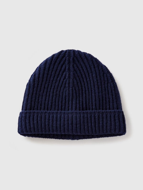 Hat in pure virgin wool Men
