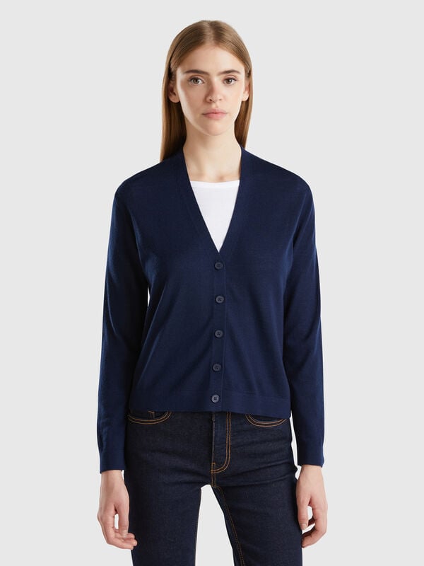 V-neck sweater in pure Merino wool Women