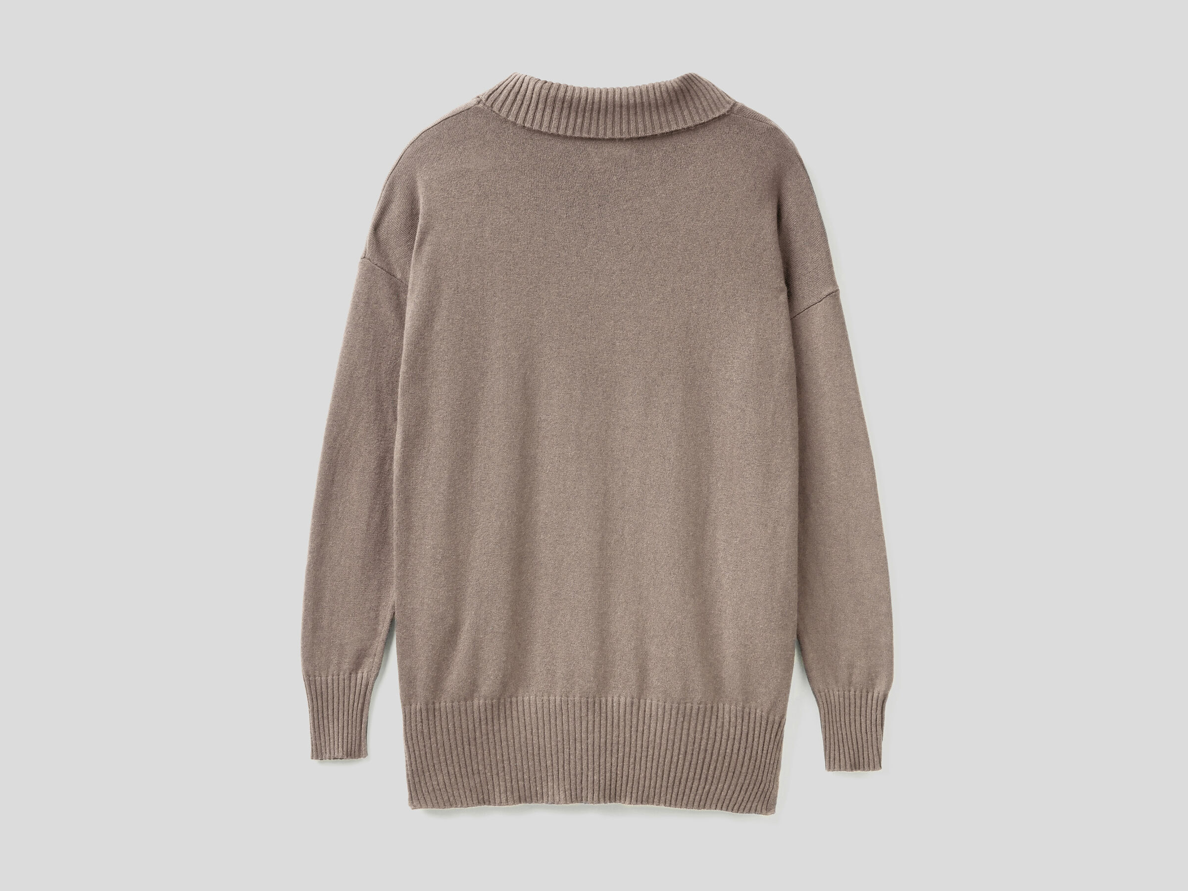 Turtleneck in silk and cashmere blend image number 5