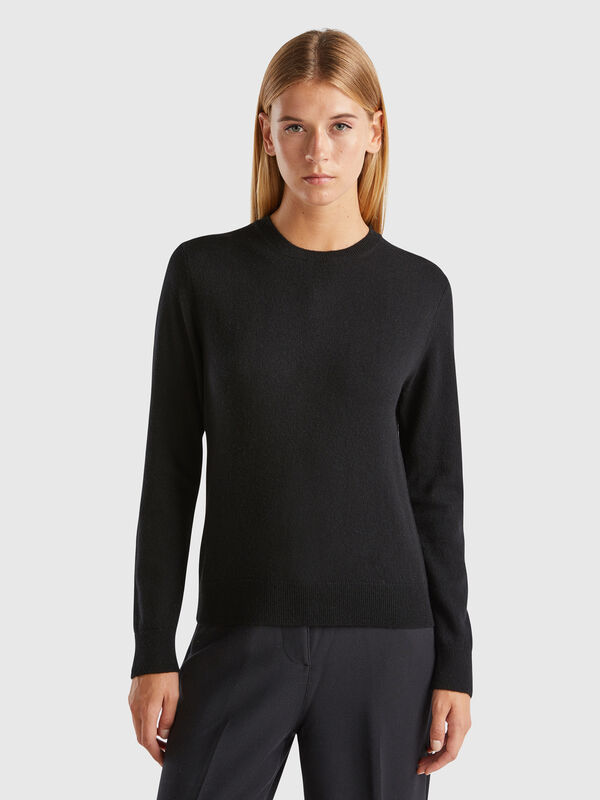 Black sweater in pure cashmere Women