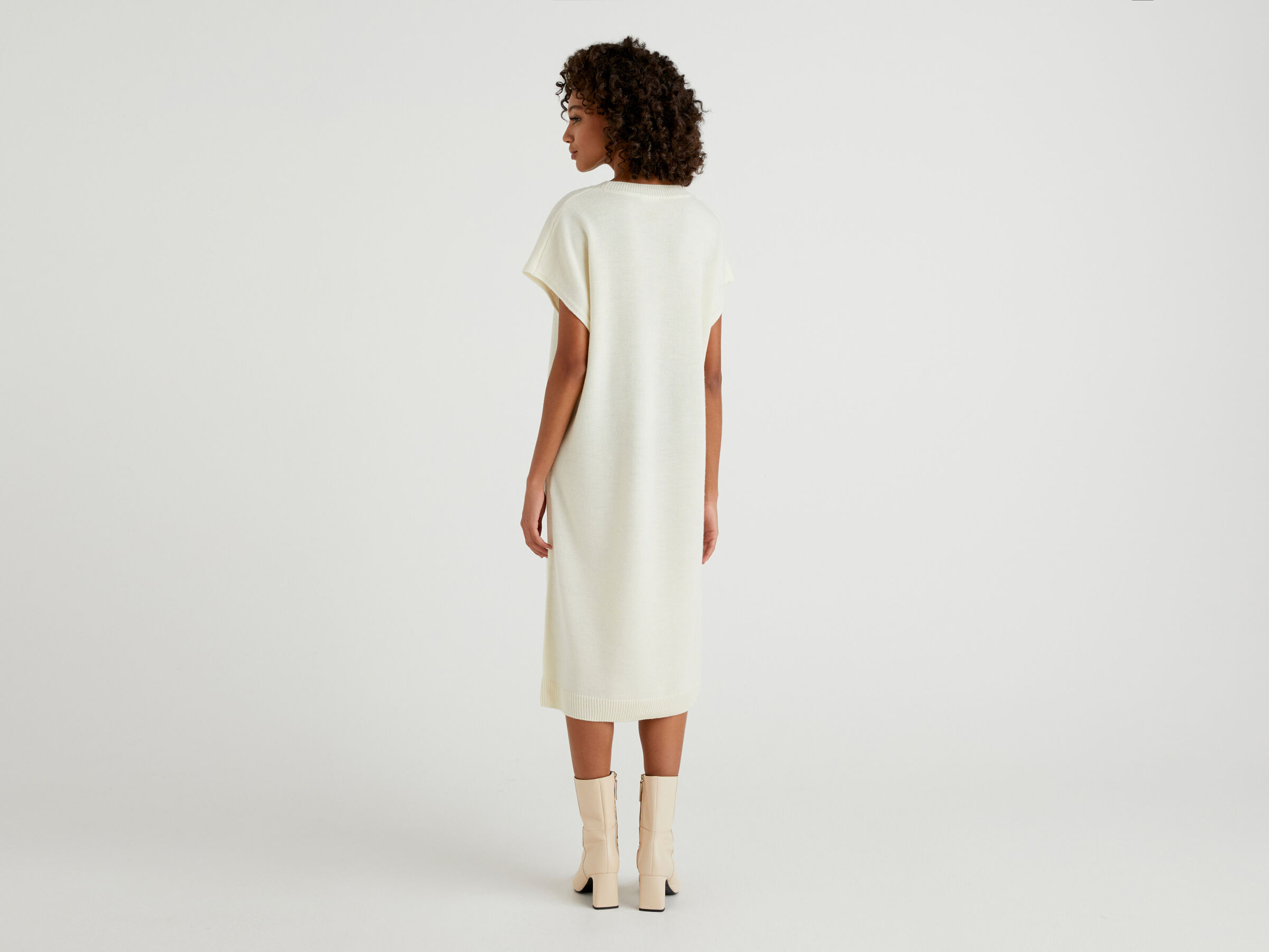 Midi dress in wool blend image number 2