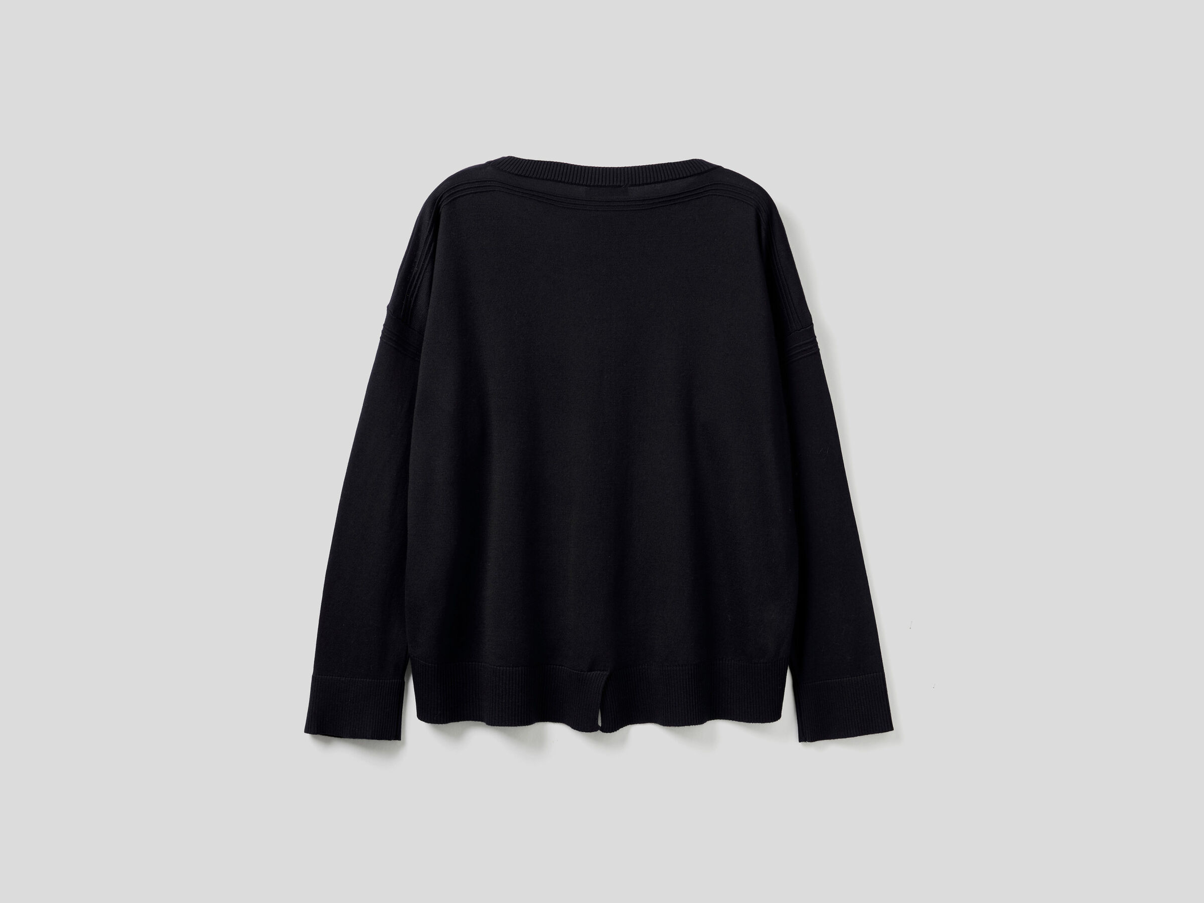 Sweater with slit on the back image number 5