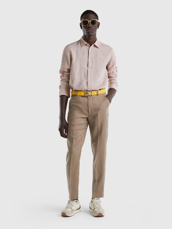 Chinos in pure linen Men