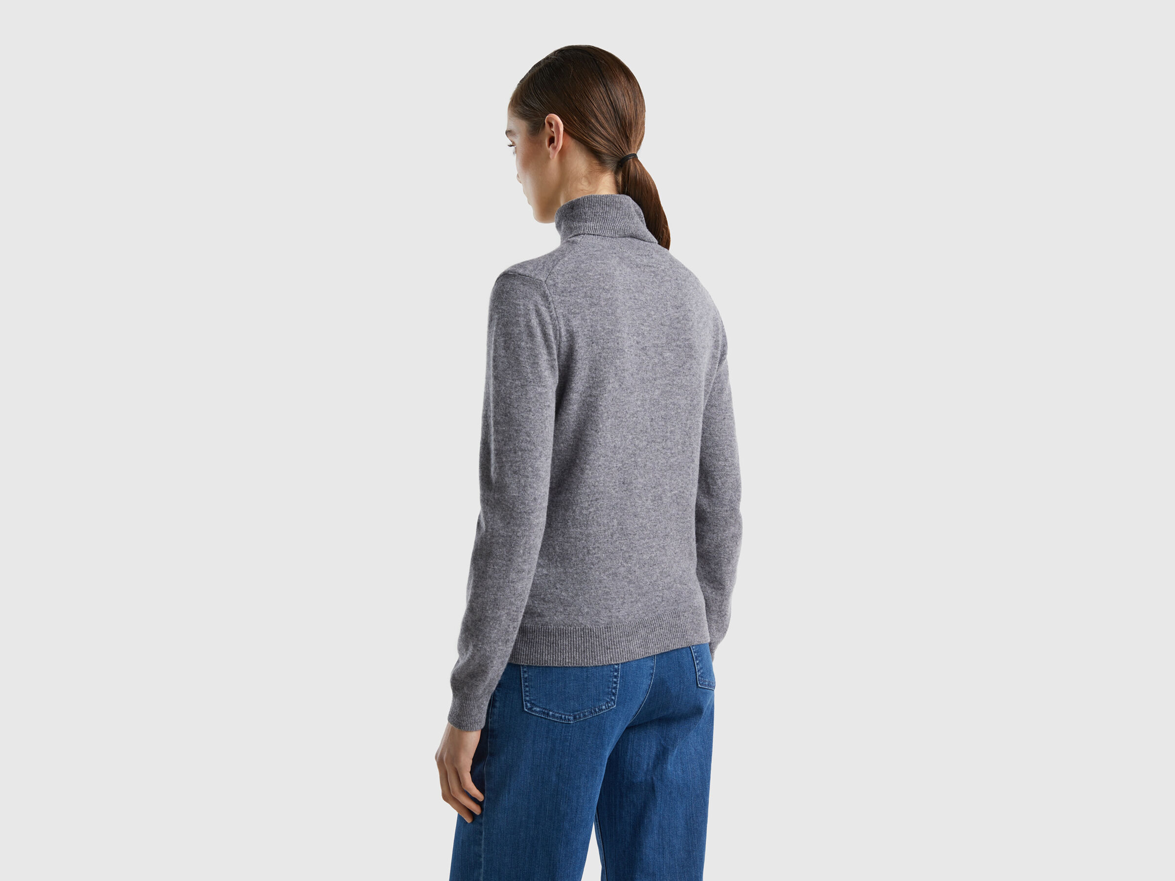 Turtleneck sweater in pure virgin wool image number 2