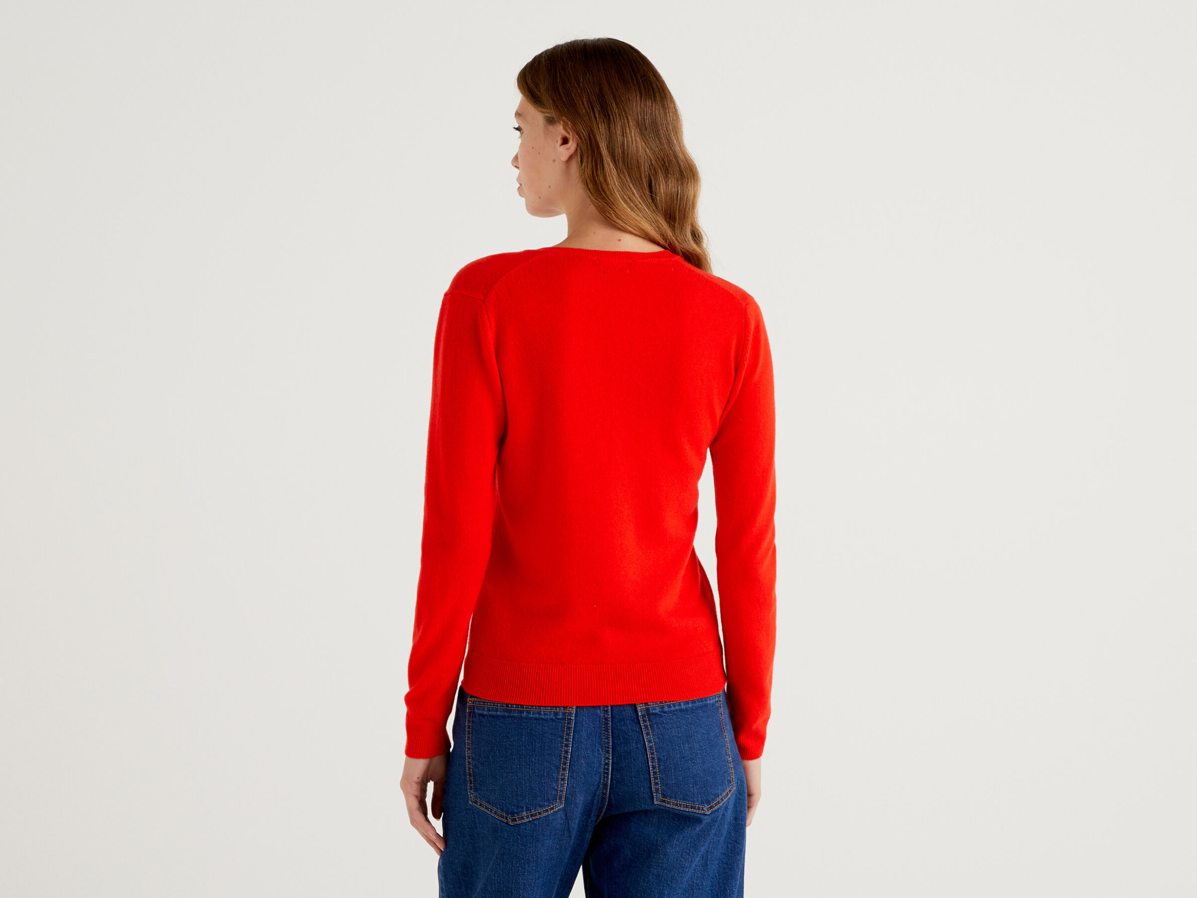 V-neck sweater in pure virgin wool image number 2