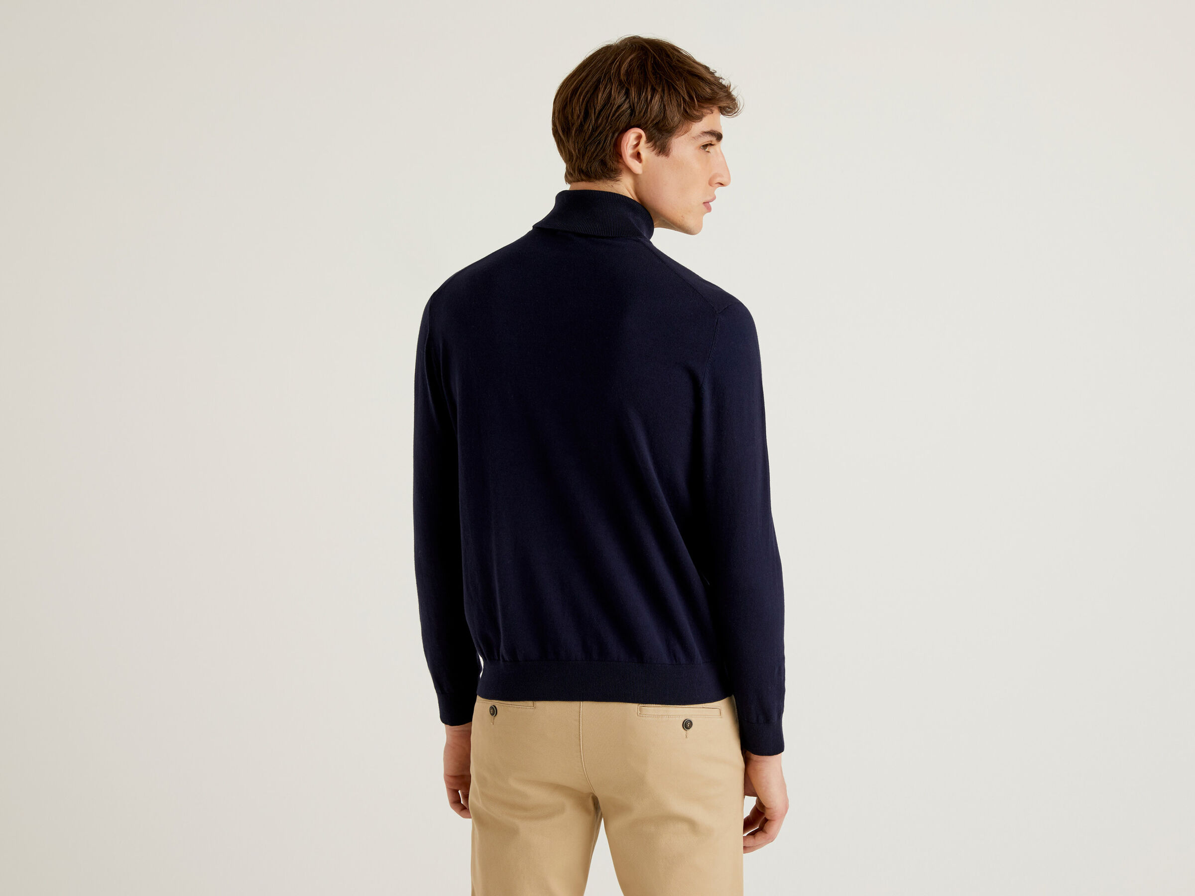 Turtleneck in lightweight cotton blend image number 2