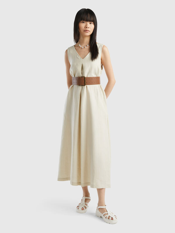 Sleeveless dress in pure linen Women