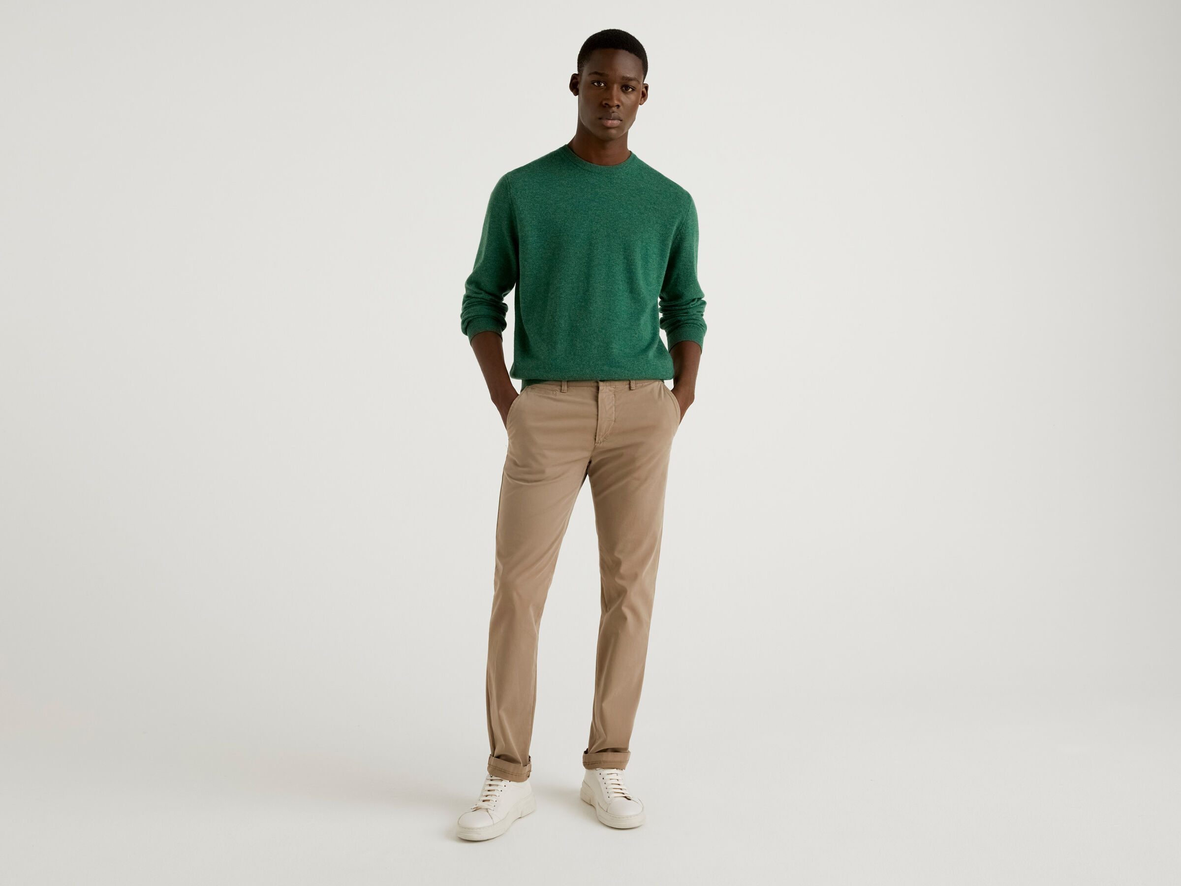 Crew neck sweater in pure virgin wool image number 3