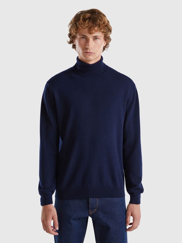 Dark blue turtleneck in pure Merino wool Men