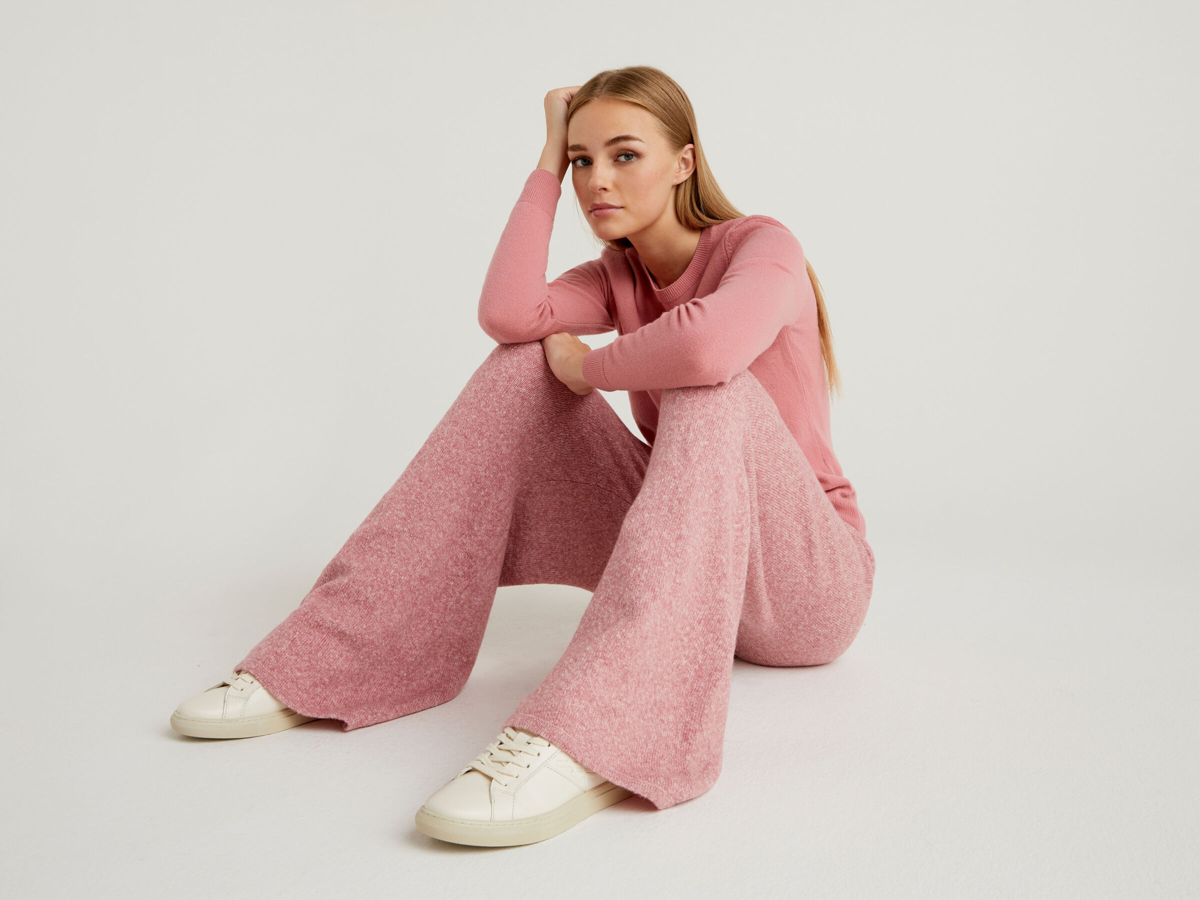 Knit palazzo trousers image number 3