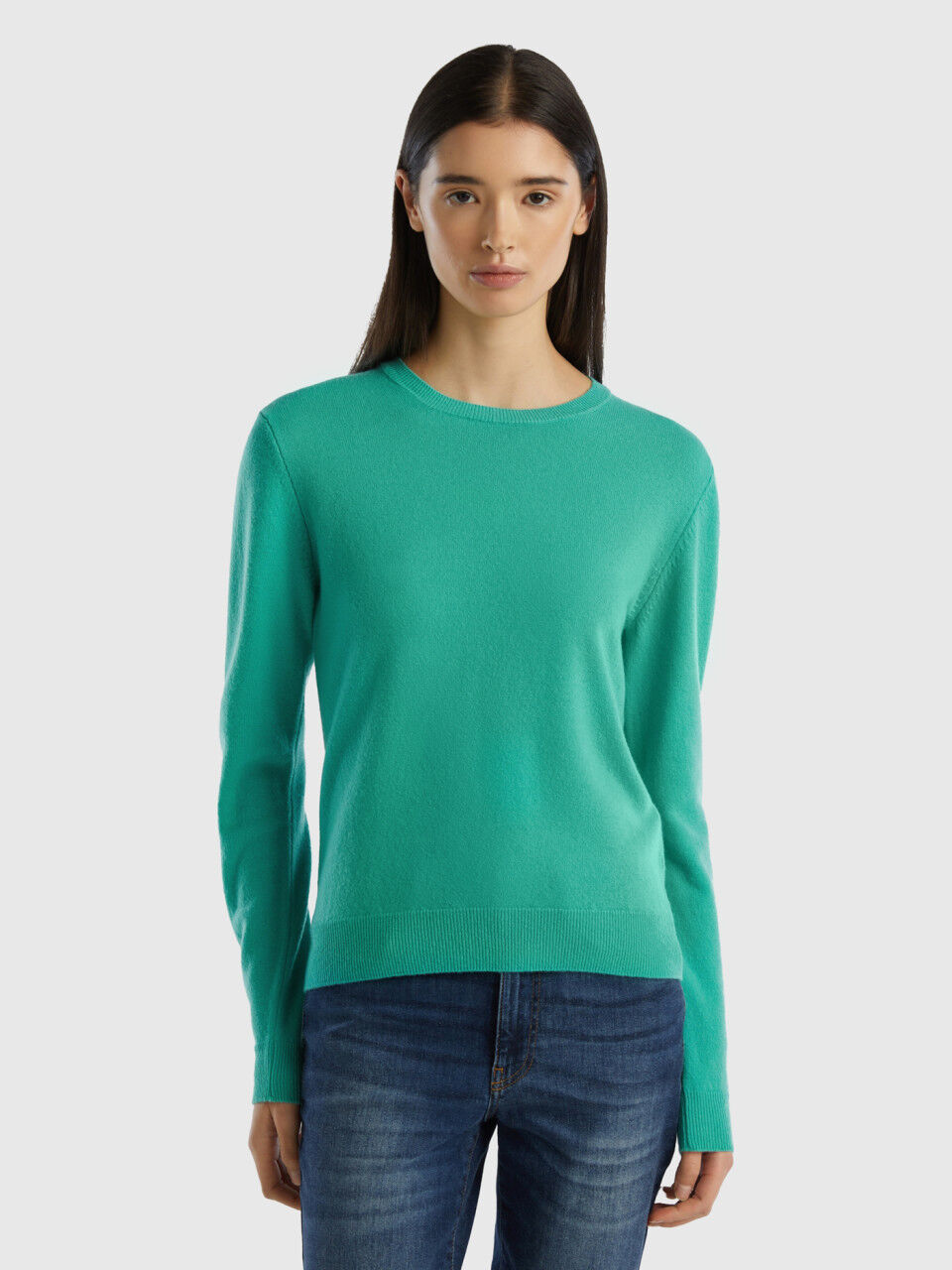 Women's wool crew neck sweater outlet