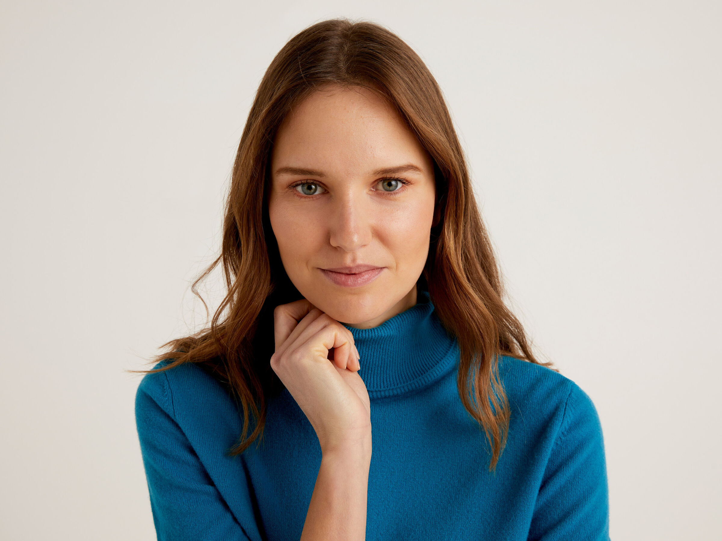 Turtleneck sweater in pure virgin wool image number 4
