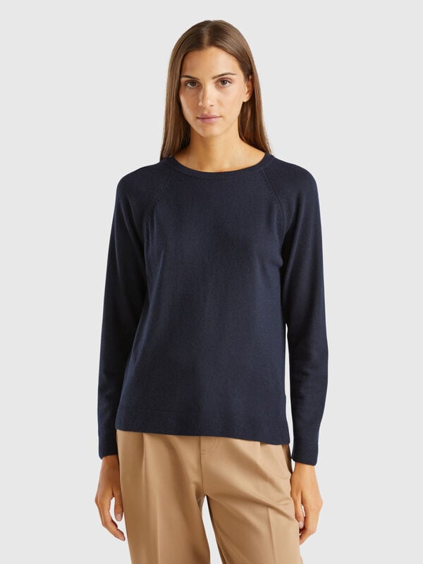 Dark blue crew neck sweater in cashmere and wool blend Women