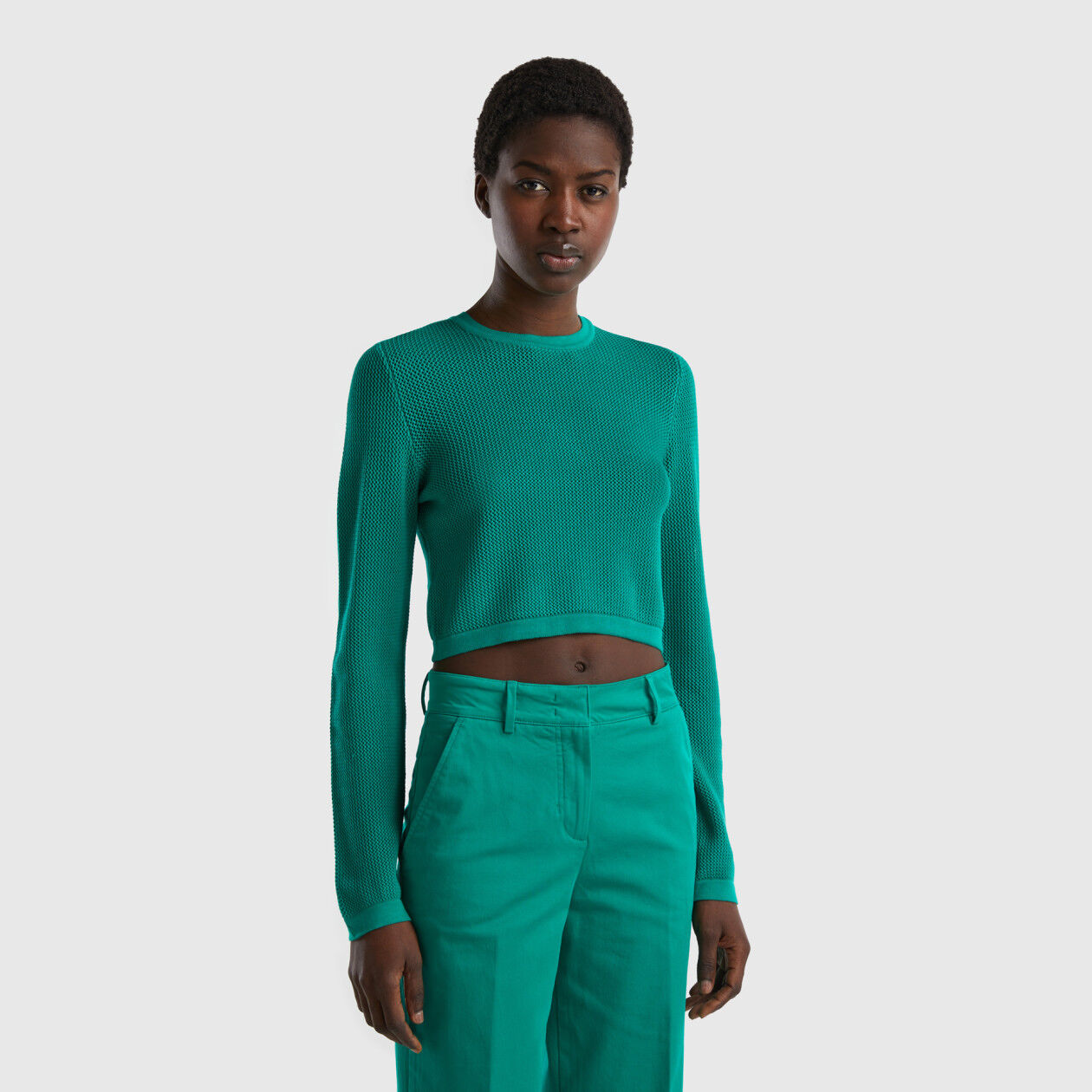 Green crop on sale top sweater