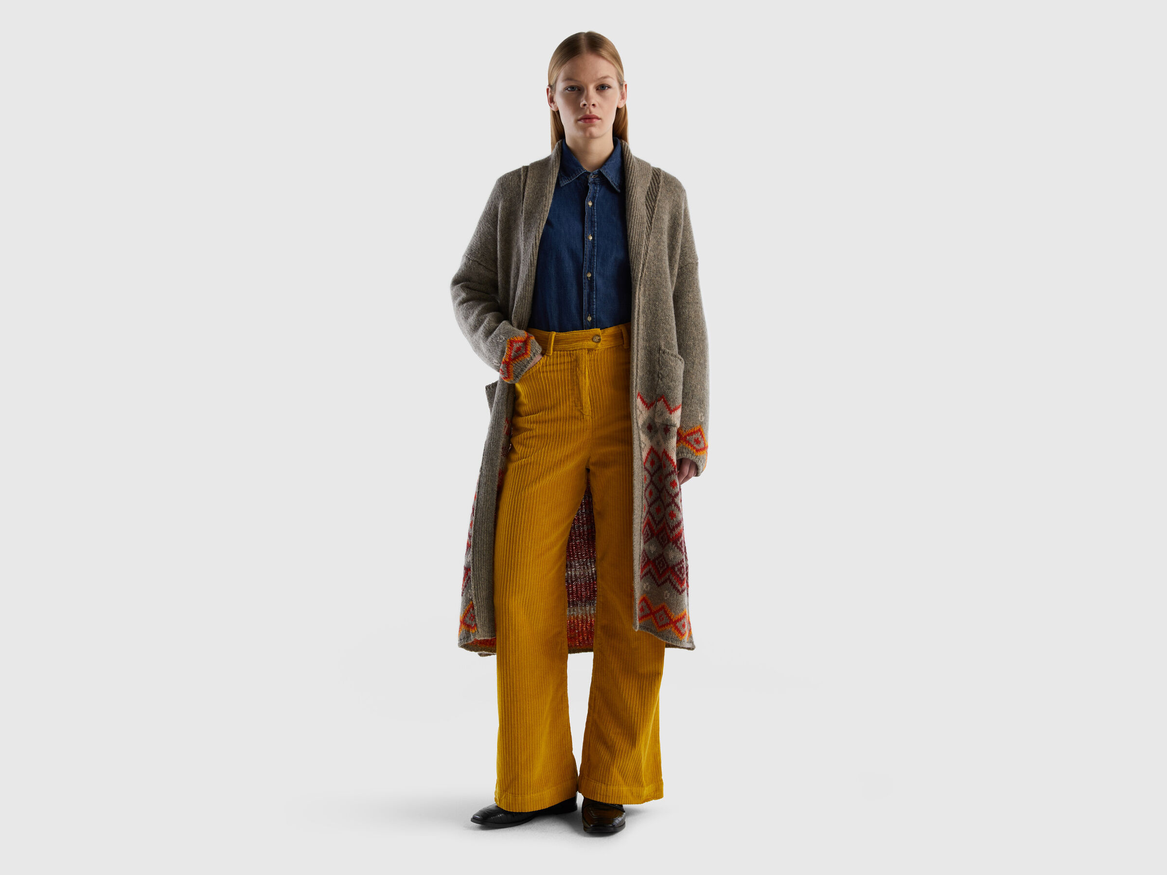 Coat in pure Shetland wool image number 3