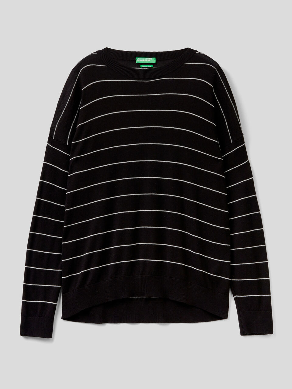 Relaxed boxy fit sweater image number 1