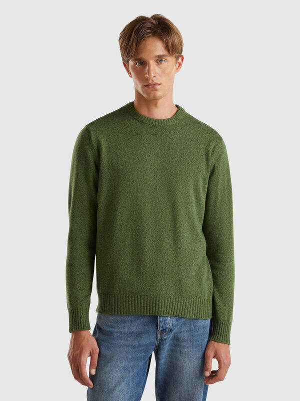 Crew neck sweater in cashmere and wool blend Men