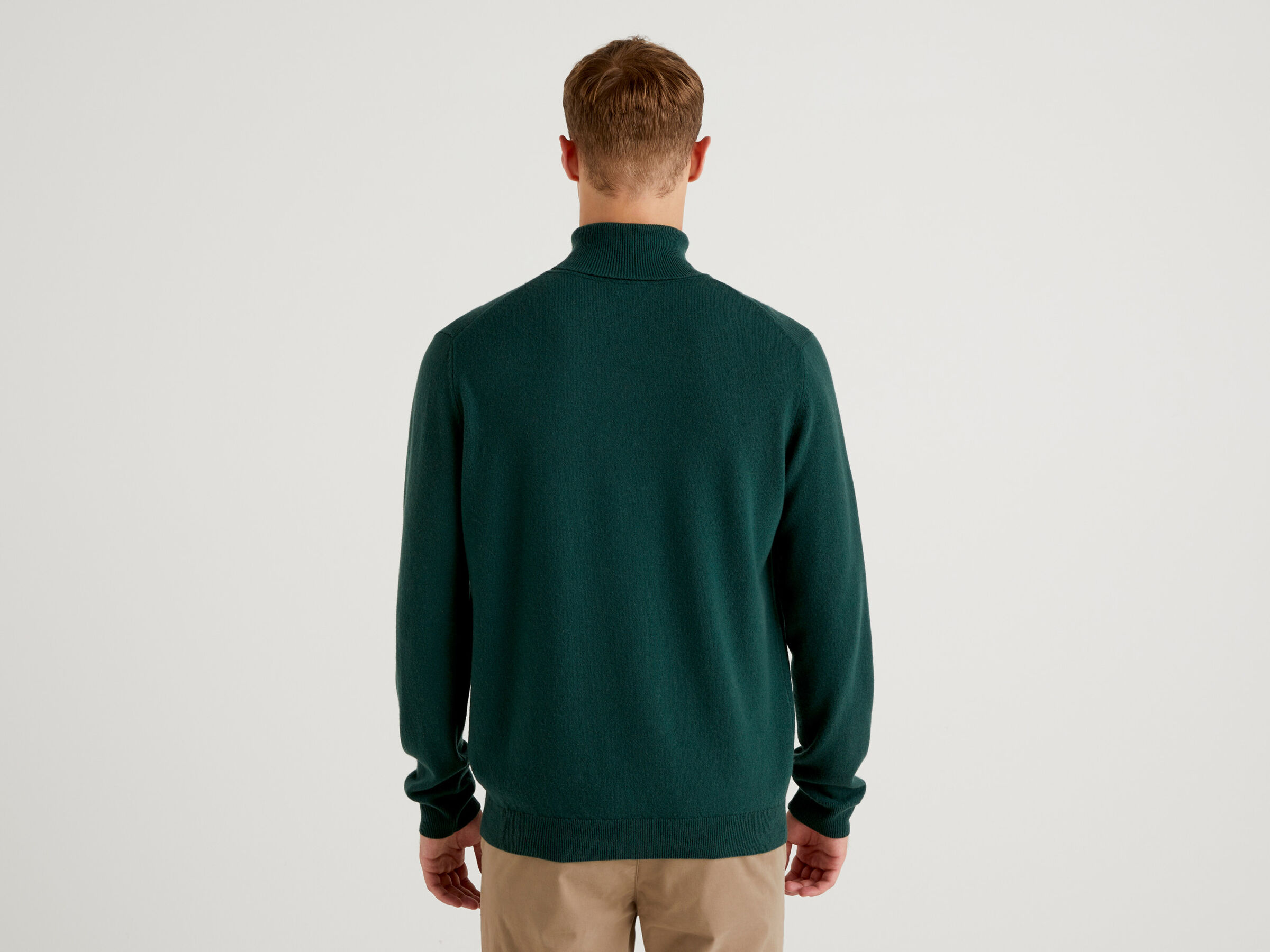 Turtleneck in pure virgin wool image number 2
