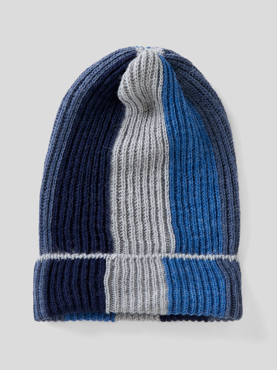 Hat in wool blend with inlays image number 1