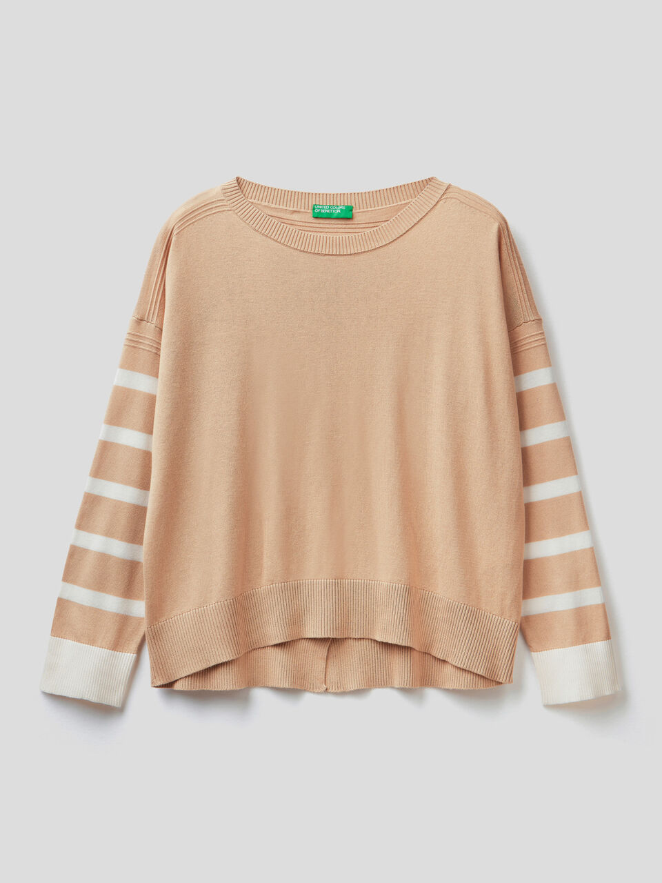 Sweater with slit on the back image number 1
