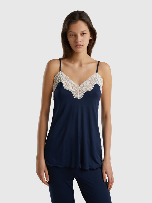 Flowy tank top with lace Women