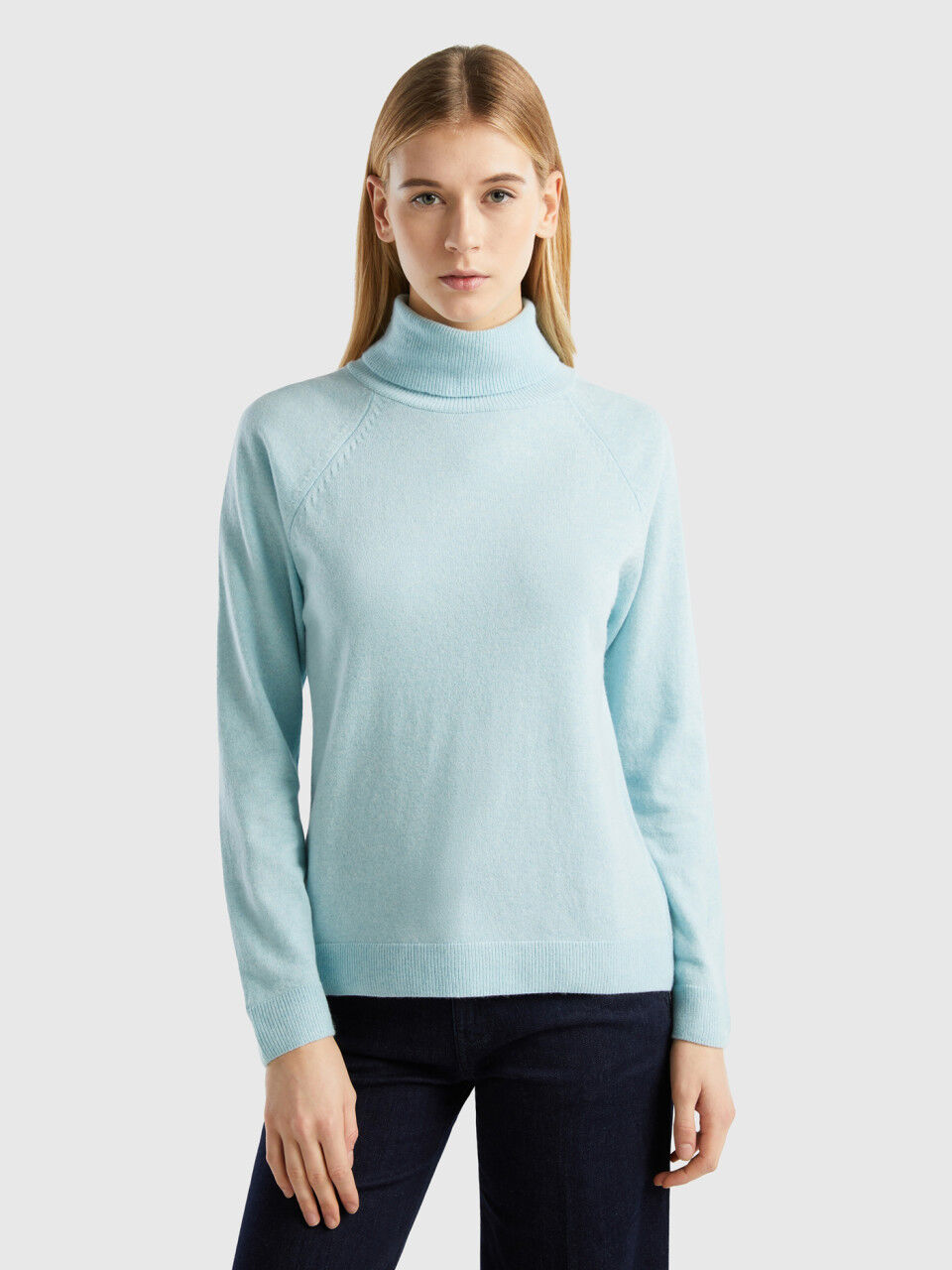 Light blue turtleneck sweater women's new arrivals