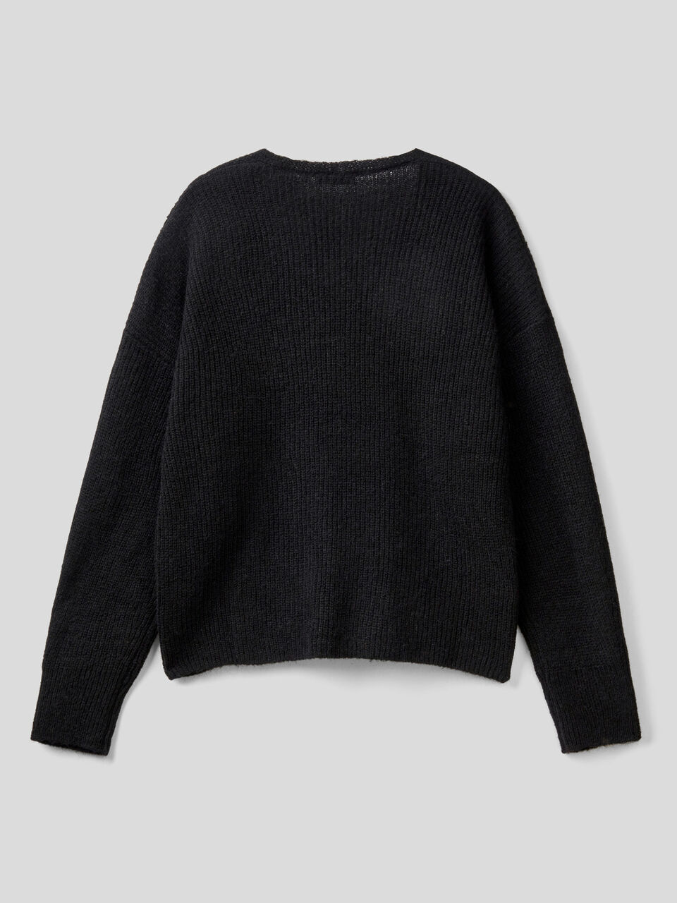 Boxy fit V-neck sweater image number 2