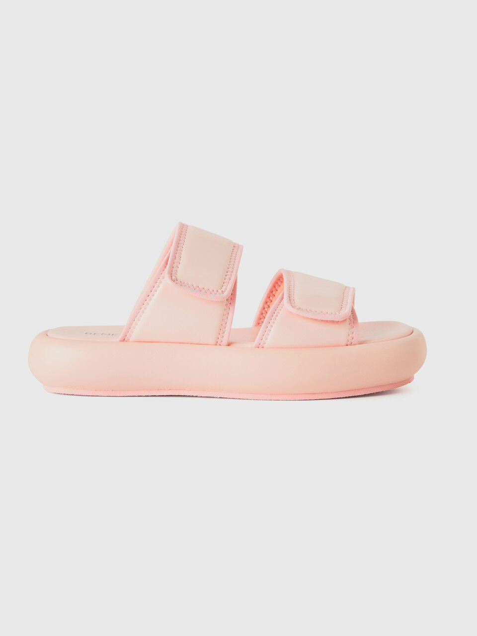 Benetton sandals discount