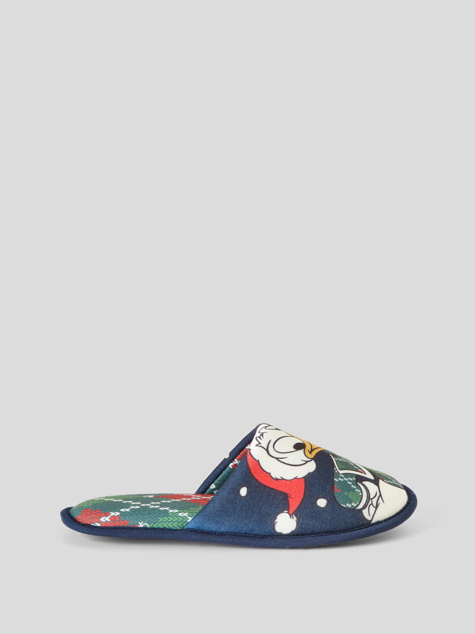 Donald Duck Christmas slippers