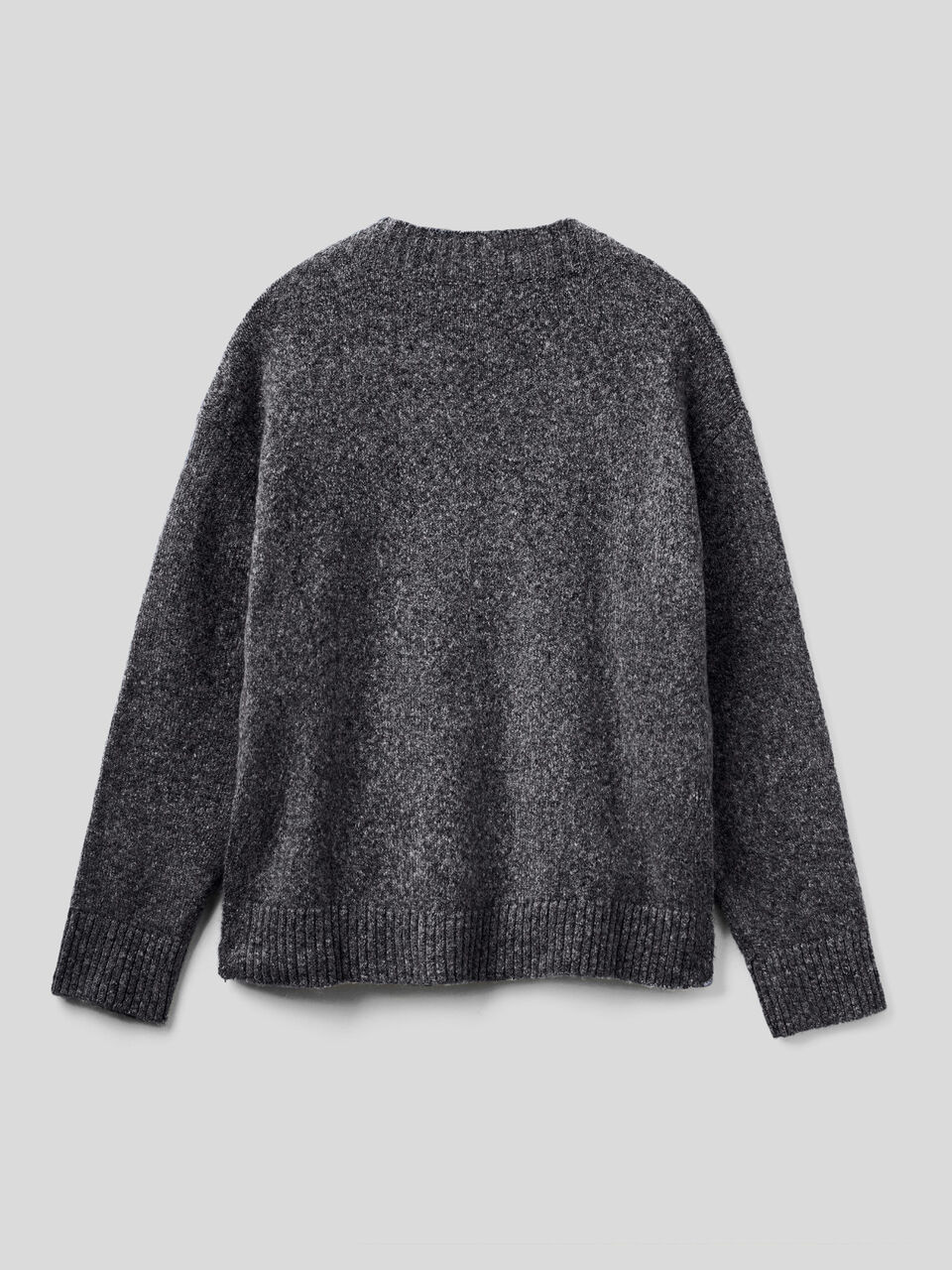 Boxy fit sweater in bouclé wool blend image number 2