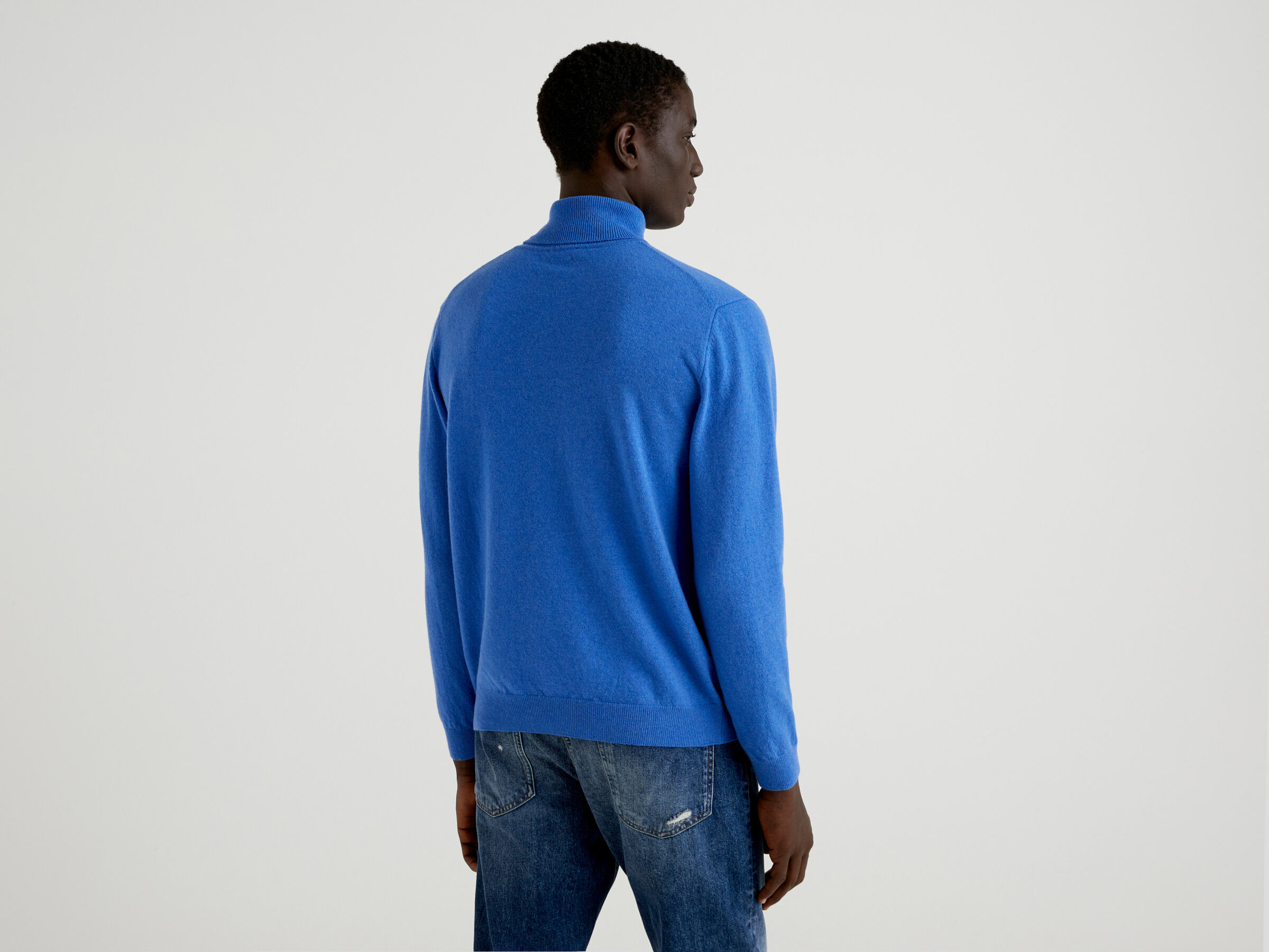 Turtleneck in pure virgin wool image number 2