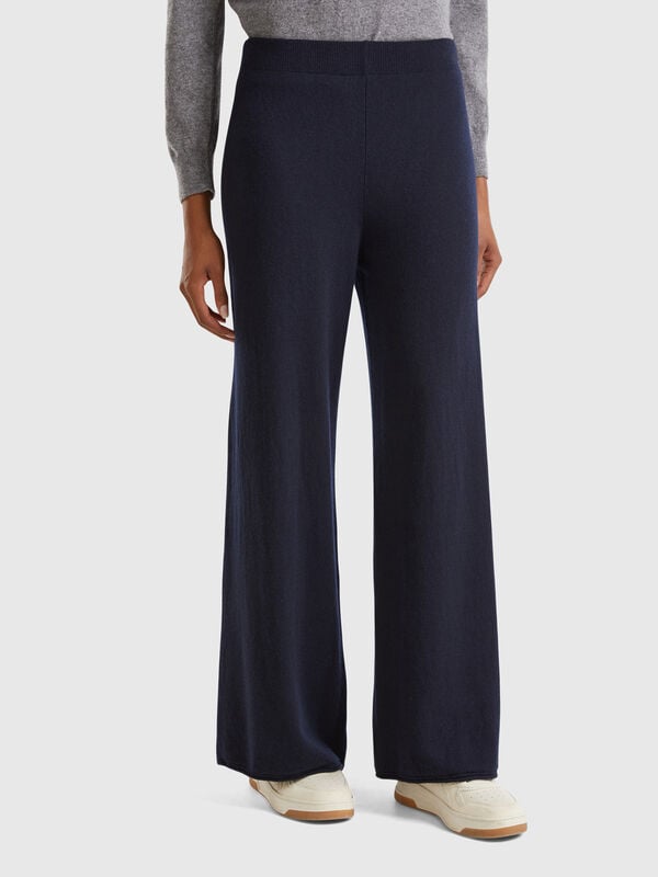 Dark blue wide leg trousers in cashmere and wool blend Dark blue wide leg trousers in cashmere and wool blend Women