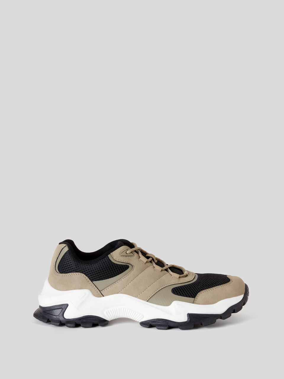 Shoes for men under hot sale 700