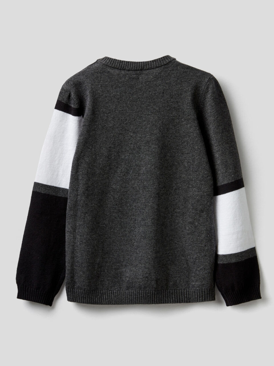 Sweater with logo inlay image number 2