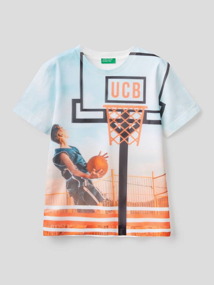 T-shirt with printed mesh insert T-shirt with printed mesh insert Junior Boy