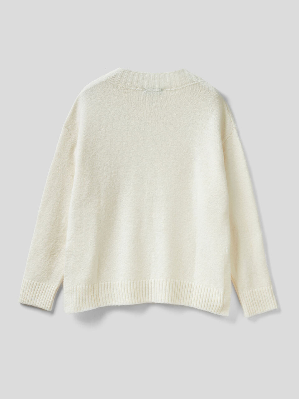 Boxy fit sweater in bouclé wool blend image number 2